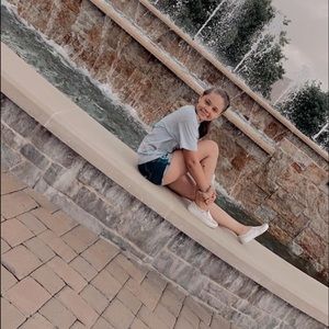 Meet your Posher, Mackenzie